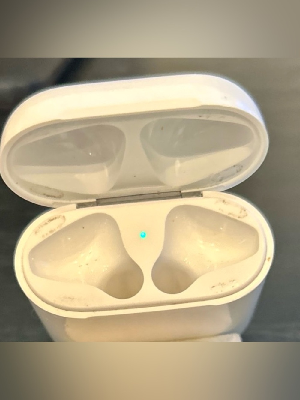Apple Airpods genuine replacement Charging Case a1602 Charger 1st 2nd gen